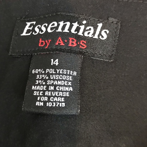 Essentials by ABS Capri Dress Pants. - Picture 8 of 8